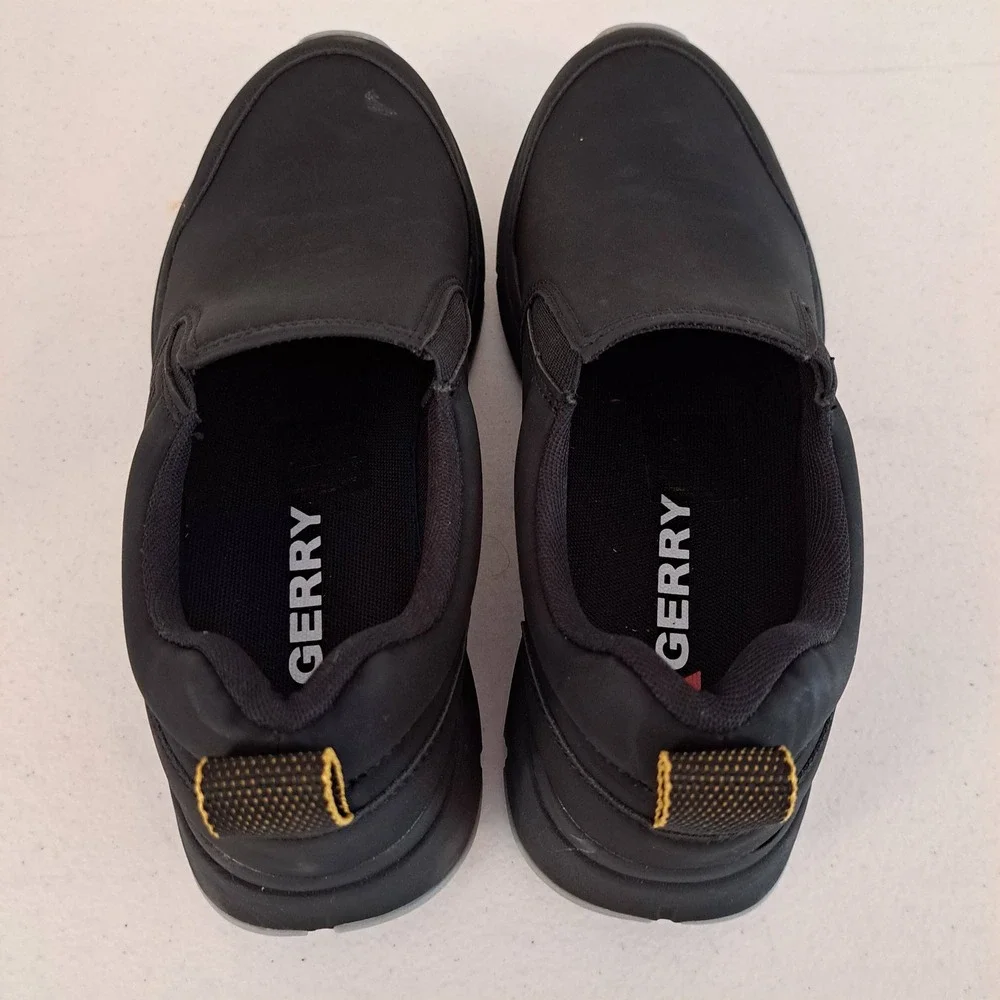 Gerry Moc II Slip On Mens 9.5 Black New Lightweight Comfort Outdoor 1217-546